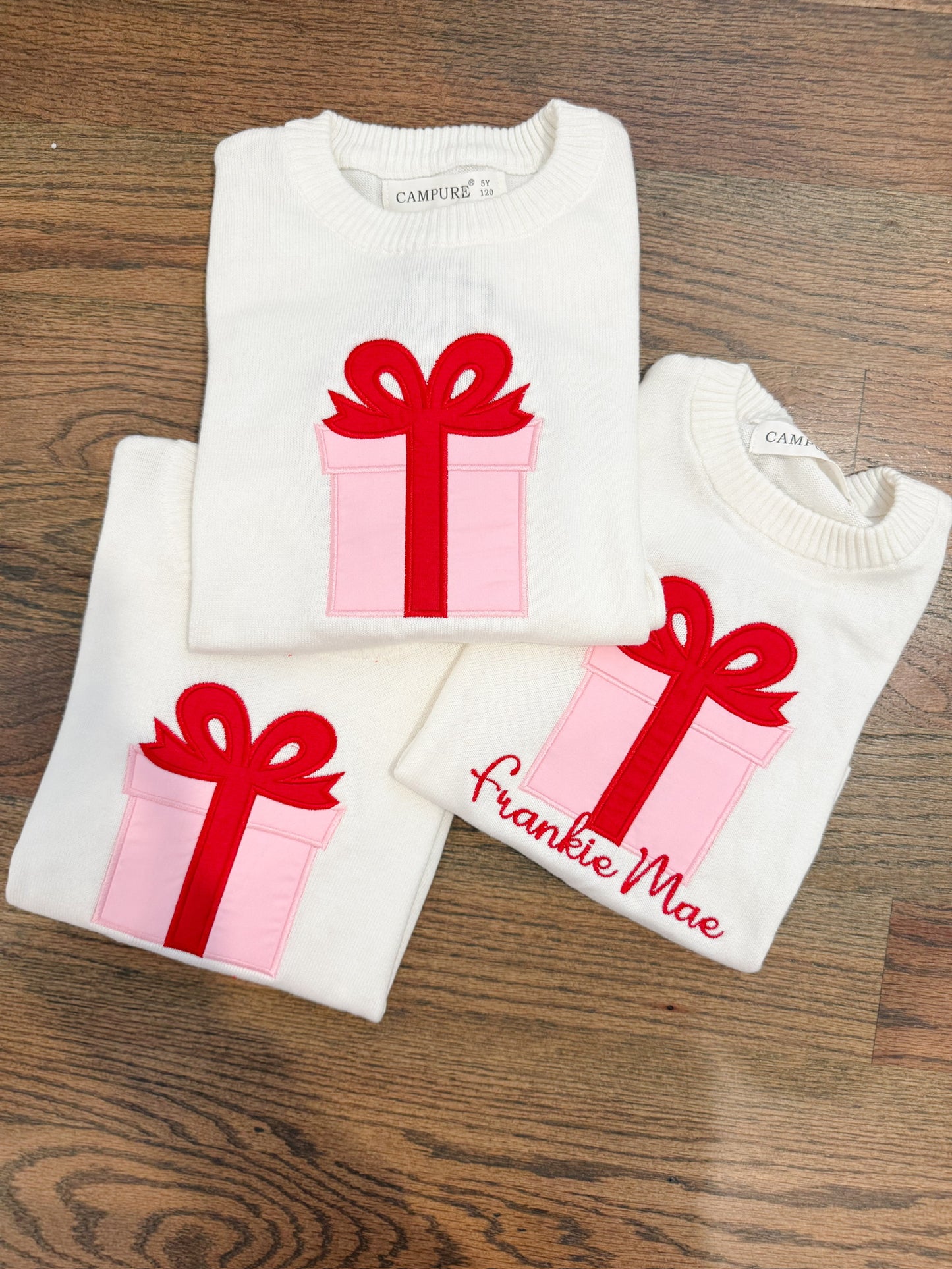 Applique present