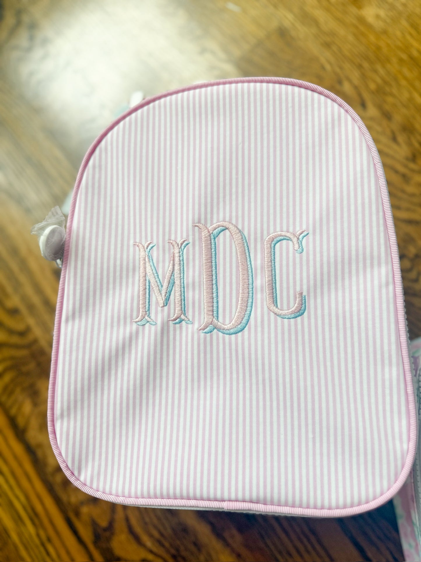 Pink preppy stripe lunch box