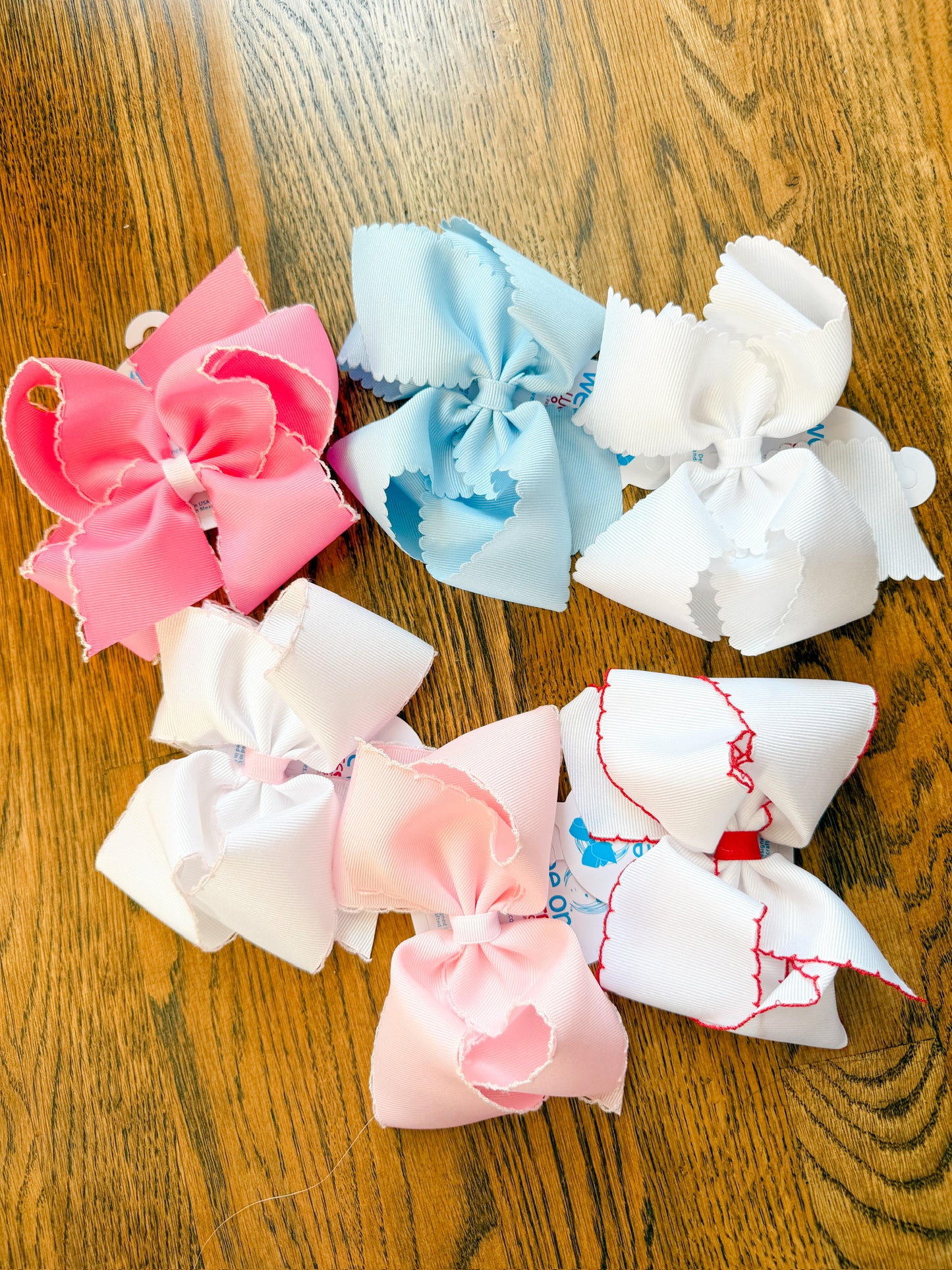 Moonstitch king bows