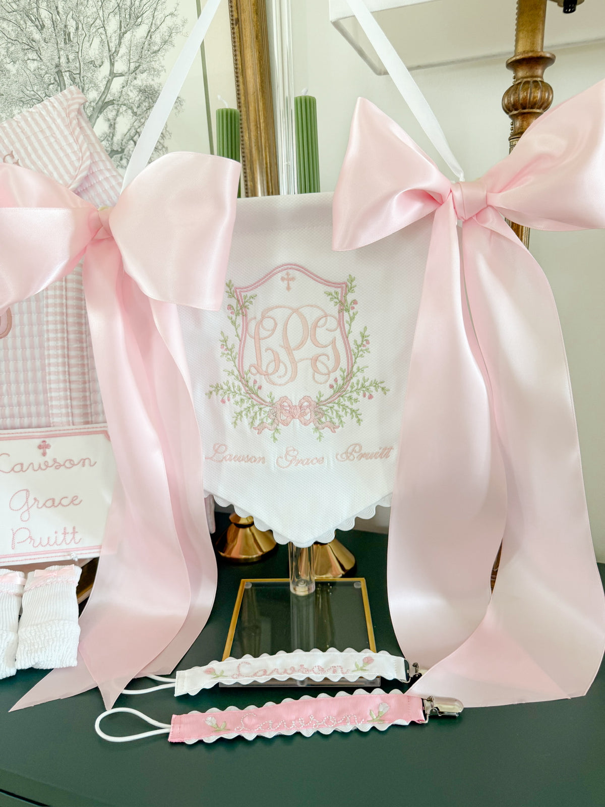 White Cotton Pique Scallop Hanging Banner