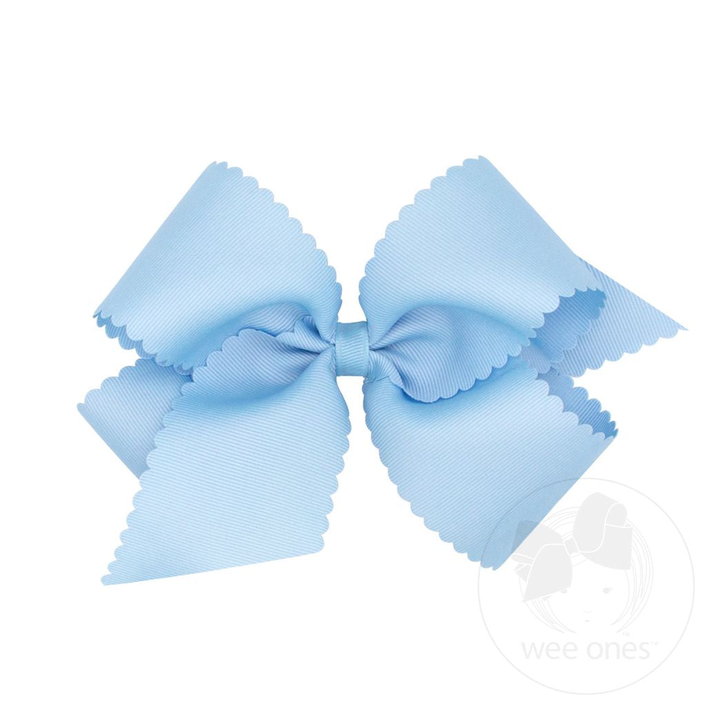 Scalloped king bows