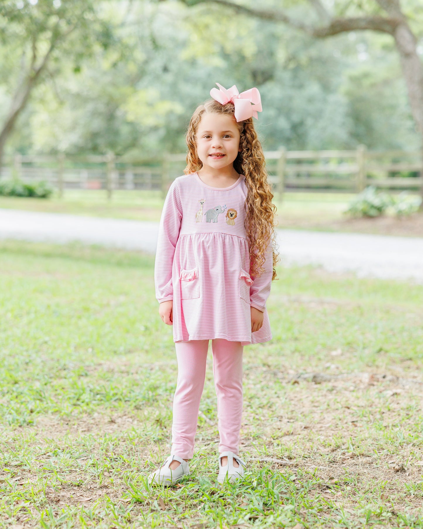 Zoo crew ruffle pocket pants set