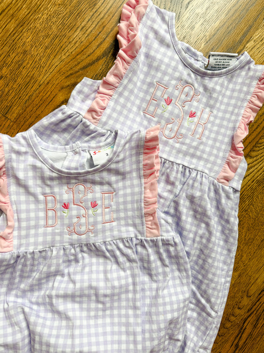 Dainty initial with flower