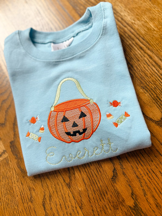 Jack-O-Lantern with candy