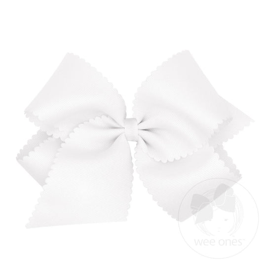 Scalloped king bows