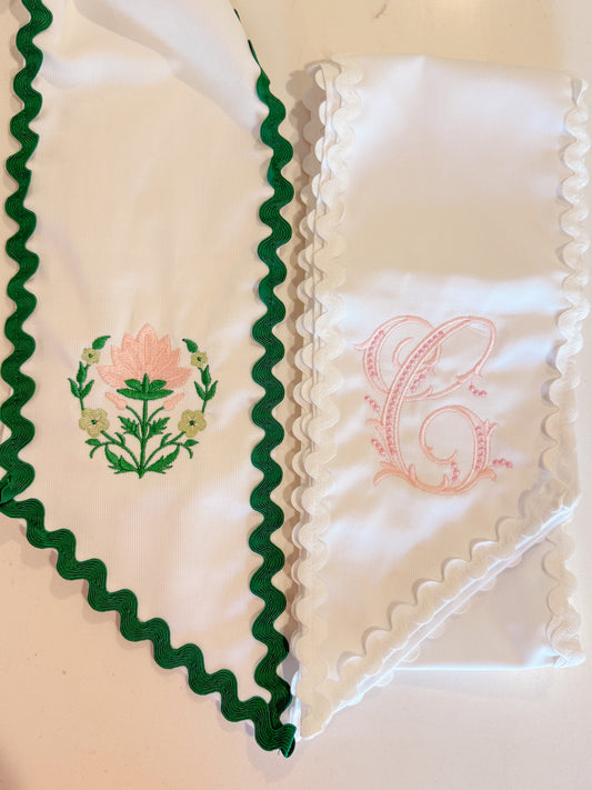 Wreath Sash-ric rac trim