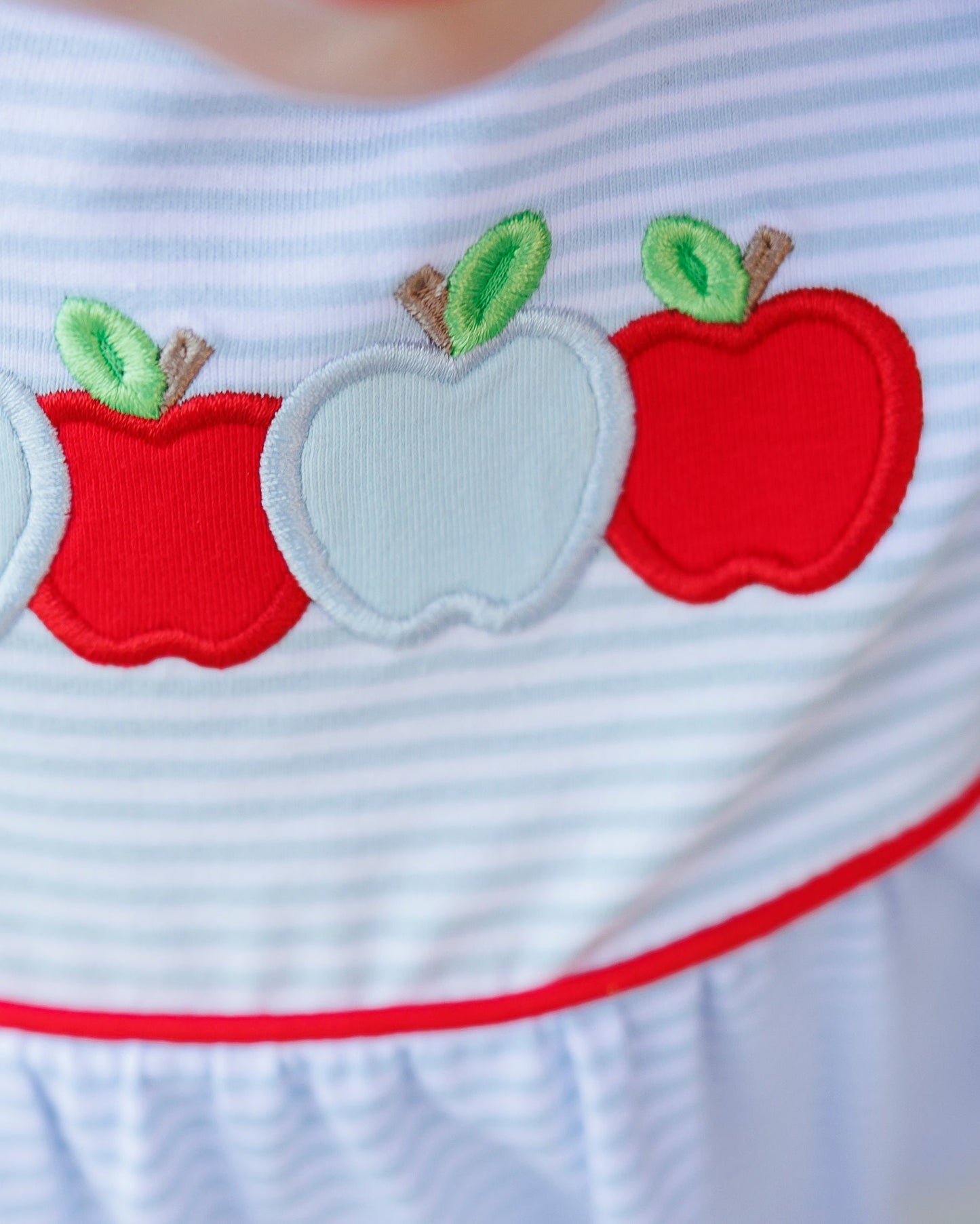 Apple A day boy bubble