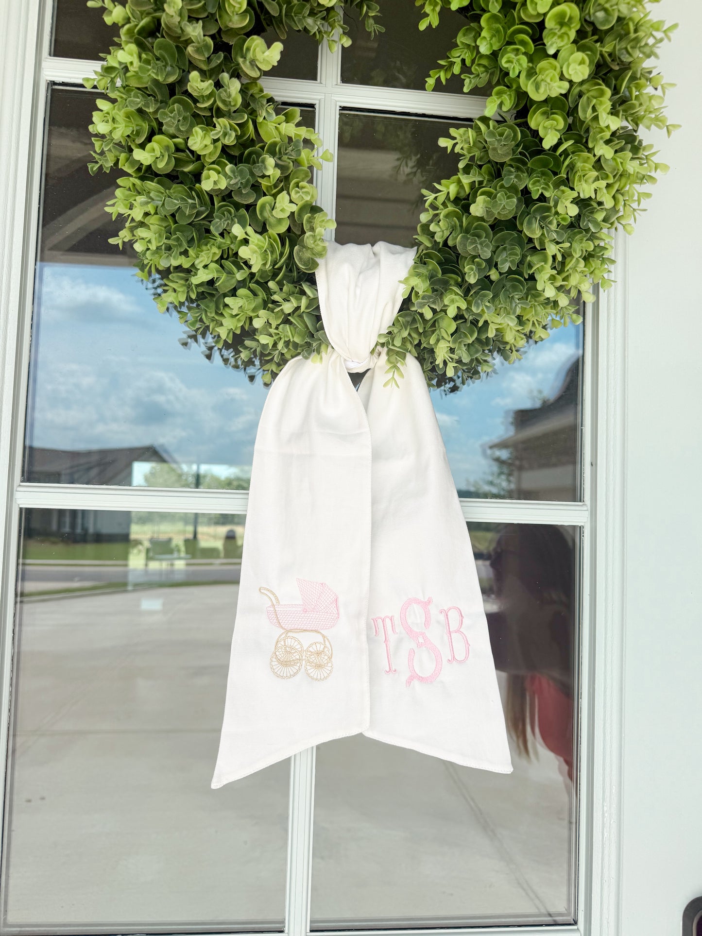 Welcoming baby wreath sash