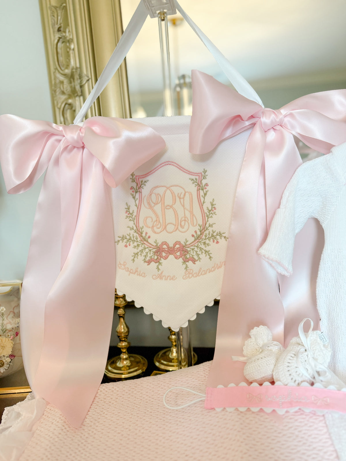 White Cotton Pique Scallop Hanging Banner