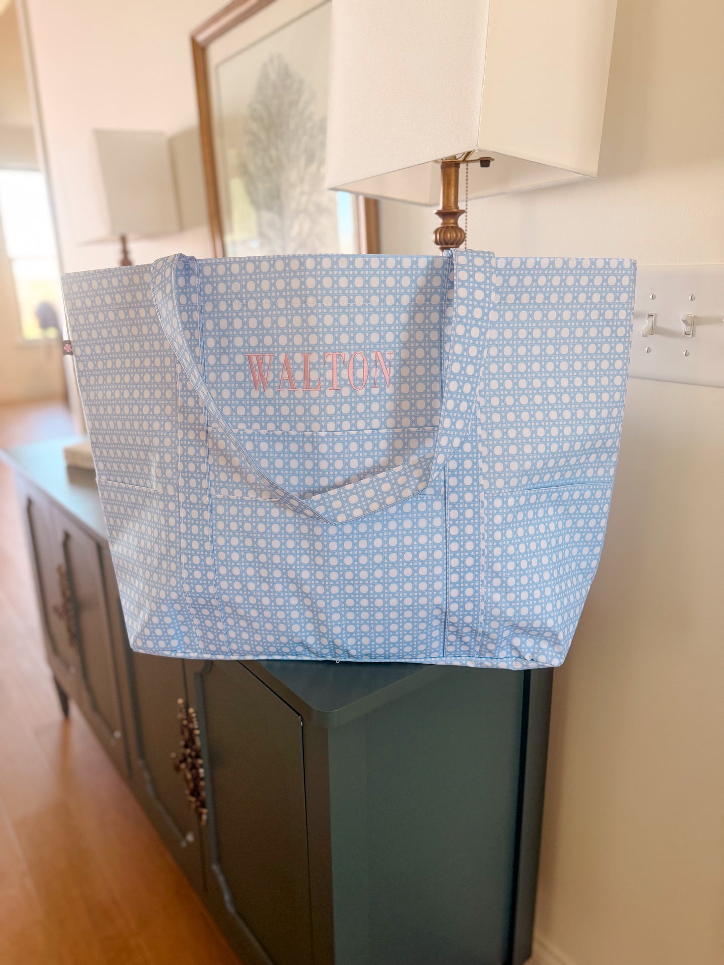 Baby Blue Bungalow Big mama tote