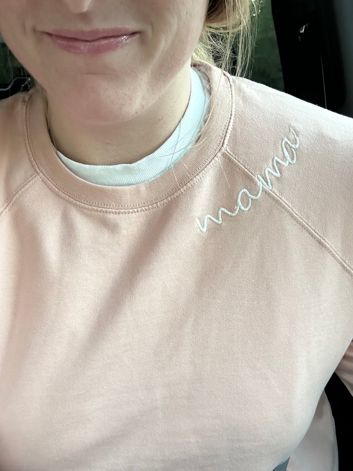 Mama neckline sweatshirt