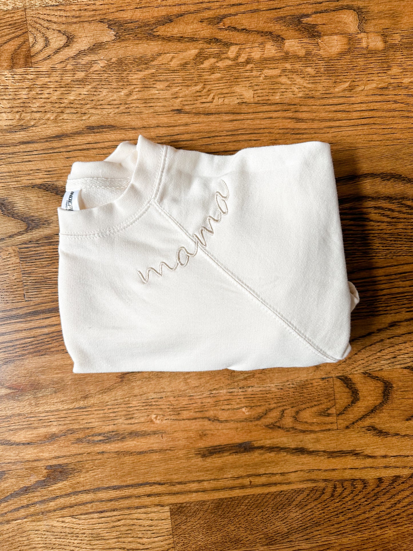 Mama neckline sweatshirt